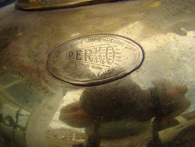 A fine and large pair of Port and Starboard ships' lamps by Perko circa 1910-1920 — image 2